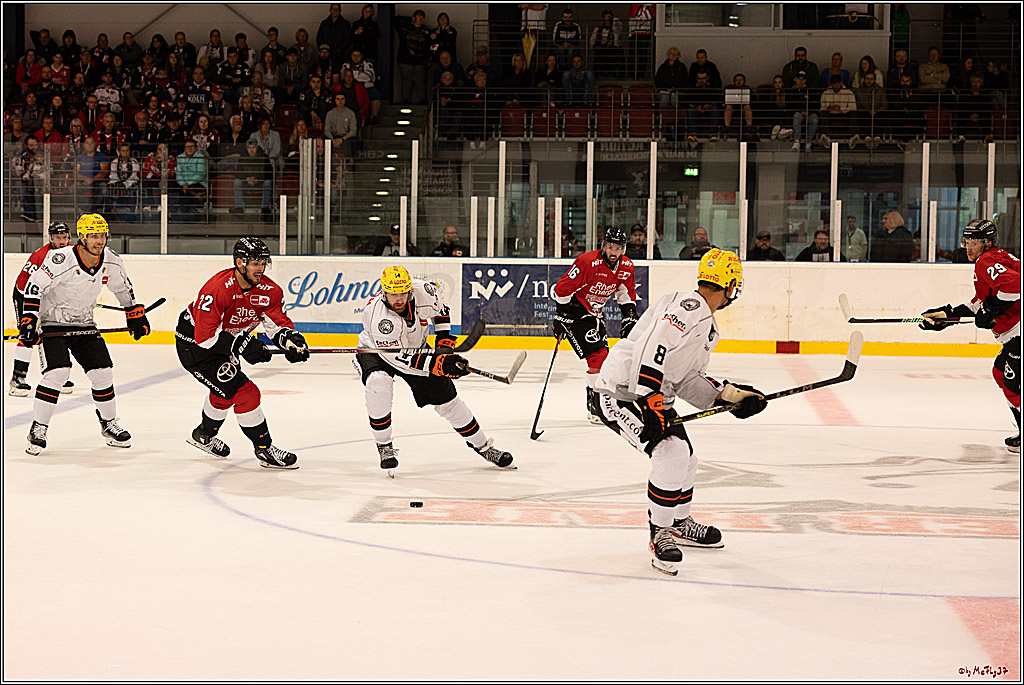 PENNY DEL 1. Testspiel Koelner Haie - Loewen Frankfurt; Koeln, 27.08.2023